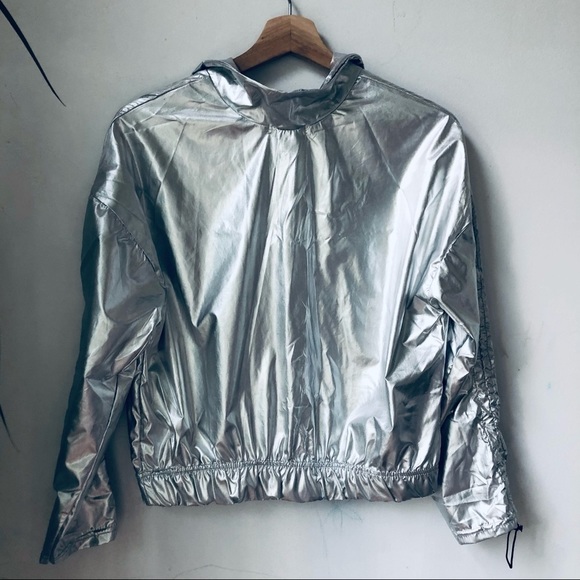 Vintage LOVE Silver Metallic Summer Lightweight Pullover Jacket Size S - Picture 6 of 12